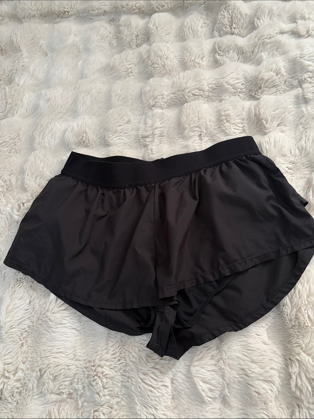 FreePeople Balck athletic shorts with ruffle - Picture 3 of 8